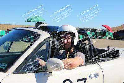 media/Oct-07-2023-Extreme Speed (Sat) [[96db232155]]/Around the Pits/